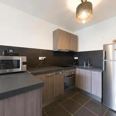 Domaine Blue Park 2 Pièces, Piscine, Jardin Privé, Climatisation, Parking Et Vue