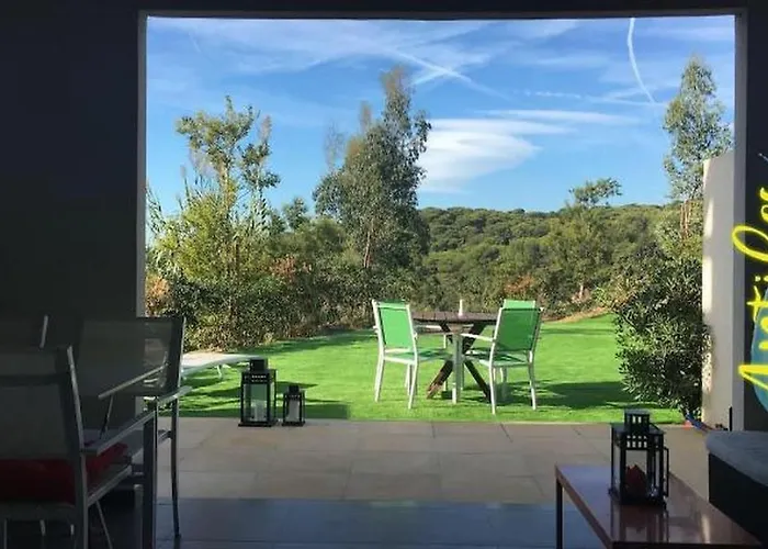 Domaine Blue Park 2 Pieces, Piscine, Jardin Prive, Climatisation, Parking Et Vue *