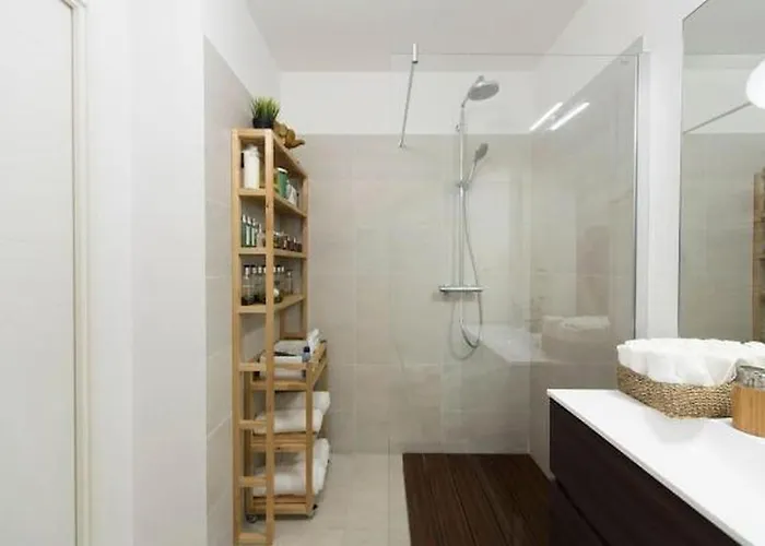 Domaine Blue Park 2 Pieces, Piscine, Jardin Prive, Climatisation, Parking Et Vue *