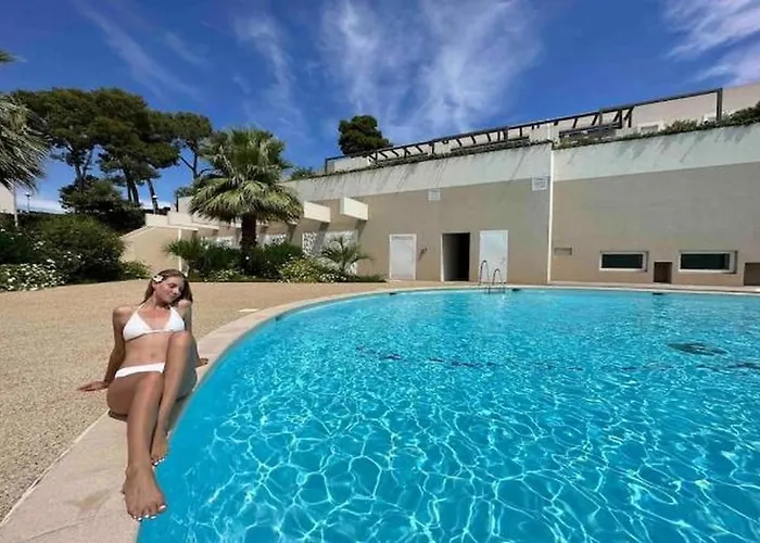 Apartment Domaine Blue Park 2 Pieces, Piscine, Jardin Prive, Climatisation, Parking Et Vue Antibes